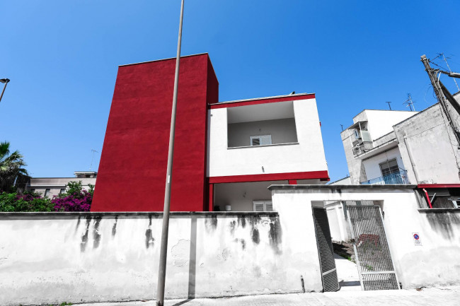 Casa Semindipendente in vendita a Brindisi
