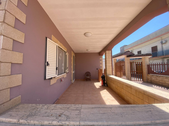 Casa Indipendente in vendita a Latiano