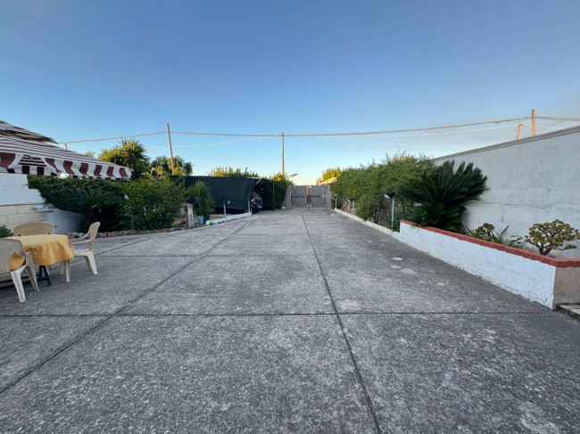 Casa Indipendente in vendita a Brindisi