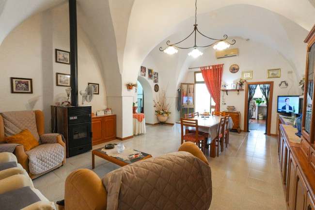 Cascina/Casale in vendita a Carovigno