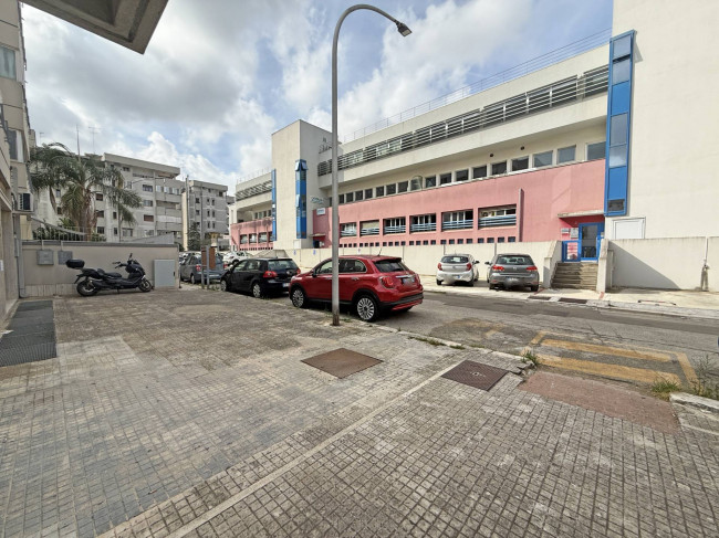  for sale in Brindisi