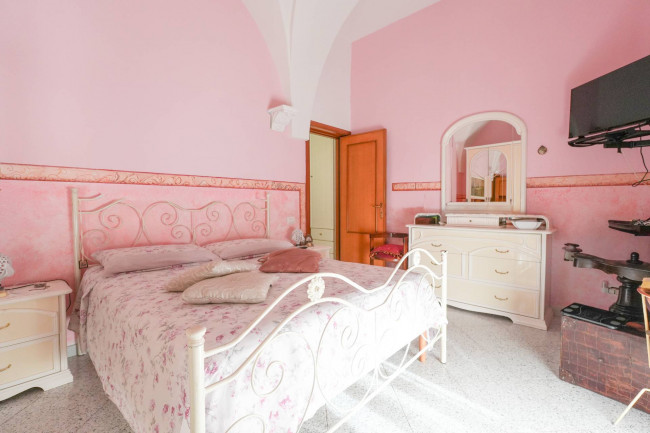 for sale in San Michele Salentino