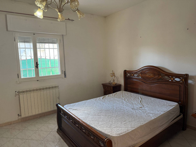  for sale in Oria