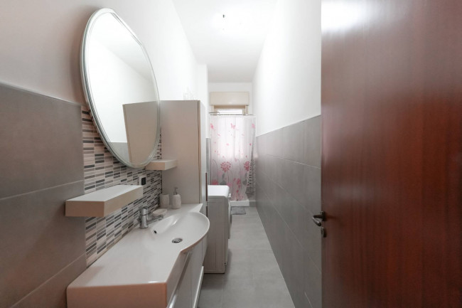  for rent in Brindisi