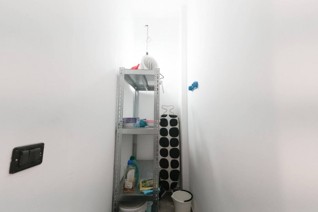  for rent in Brindisi