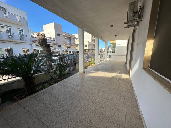  for sale in San Pietro Vernotico