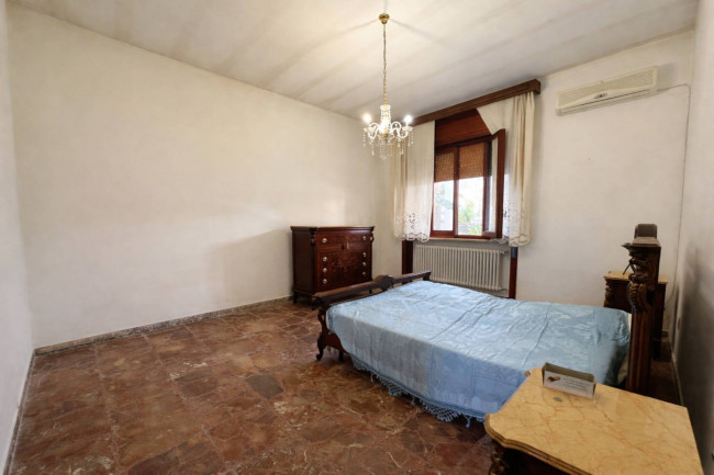  for sale in San Pietro Vernotico