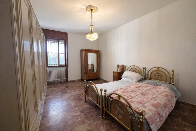  for sale in San Pietro Vernotico