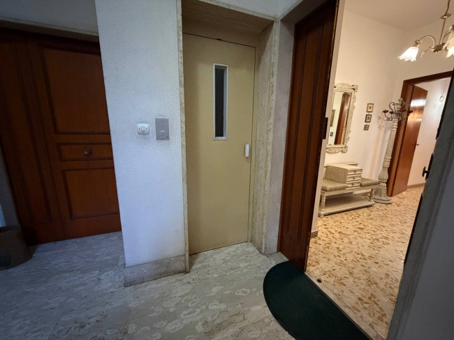 Appartamento in vendita a Brindisi