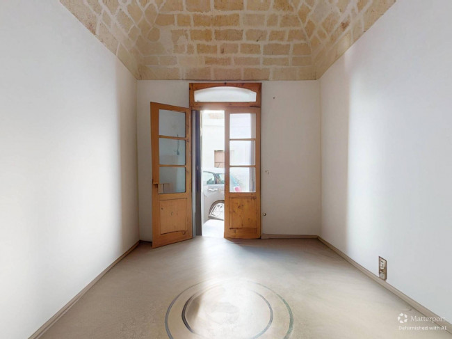  for sale in San Michele Salentino