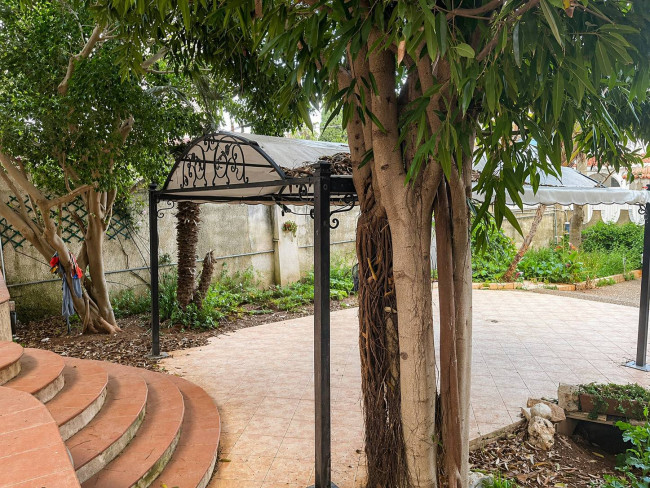 Villa singola in vendita a Brindisi