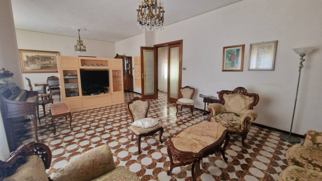 Casa Indipendente in vendita a Mesagne