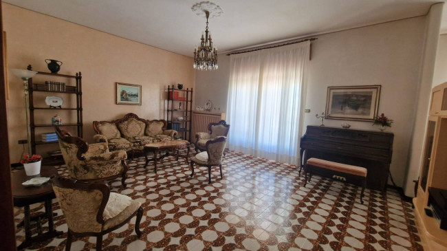 Casa Indipendente in vendita a Mesagne