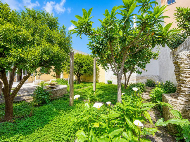 Casa Semindipendente in vendita a Torchiarolo