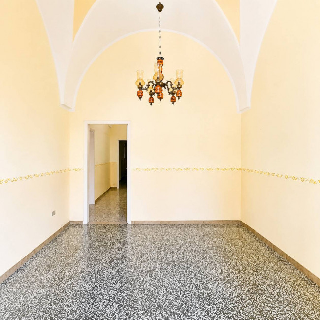  for sale in Latiano