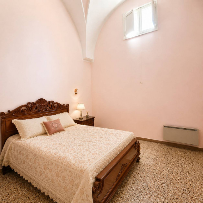  for sale in Latiano