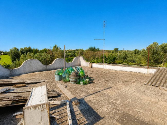  for sale in Oria