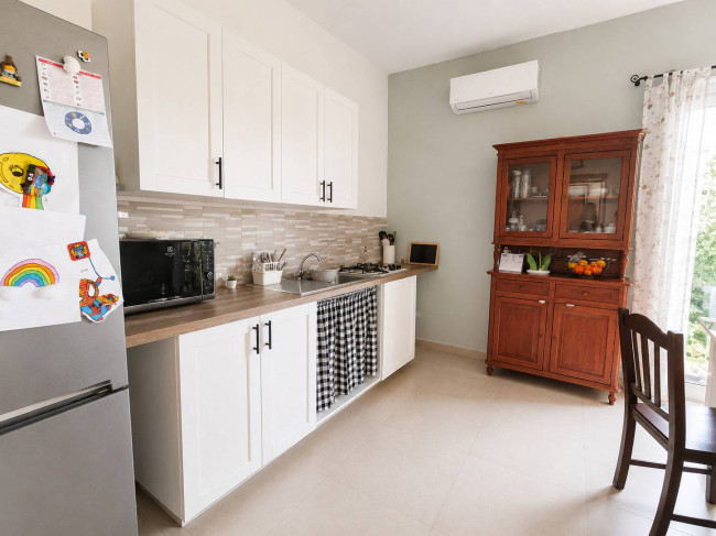  for sale in Oria