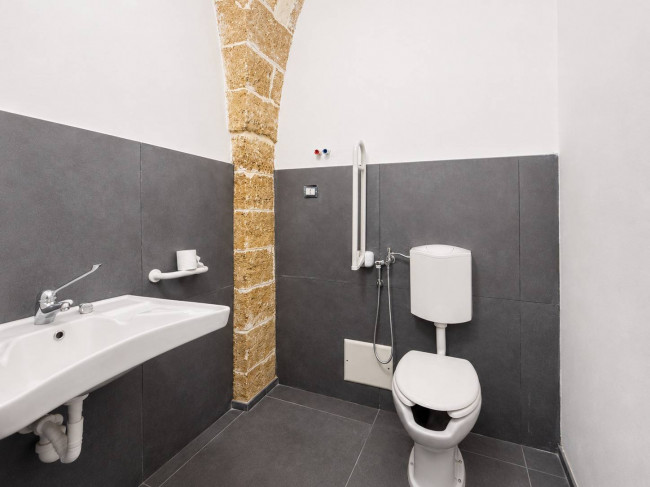 for sale in Mesagne
