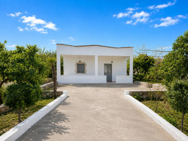  for sale in Latiano