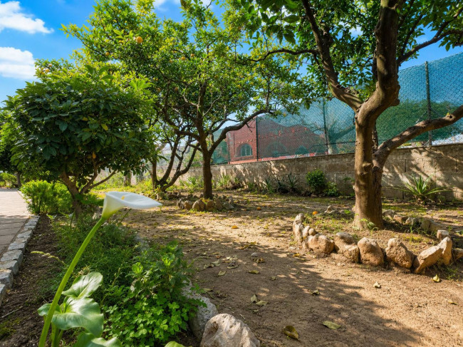  for sale in Latiano
