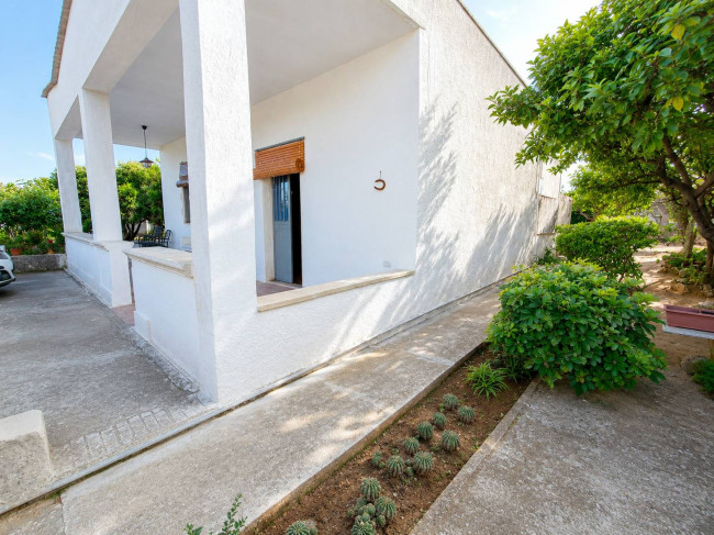  for sale in Latiano