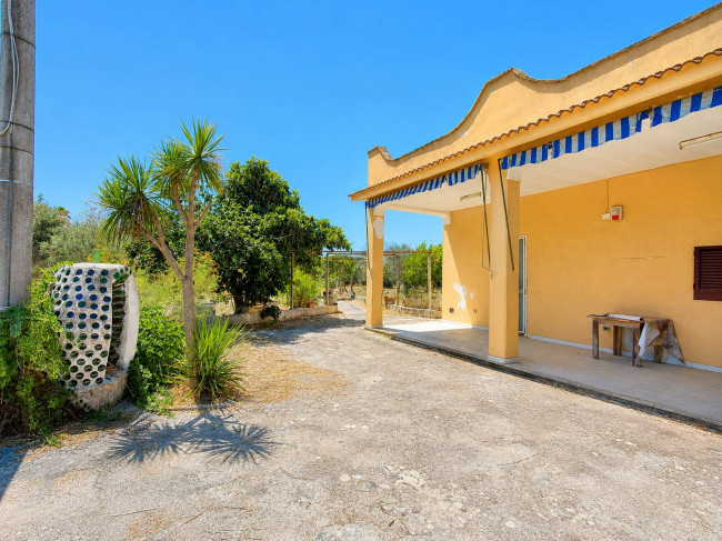 Villa o villino in vendita a Oria