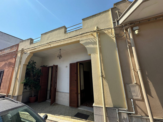  for sale in San Pietro Vernotico