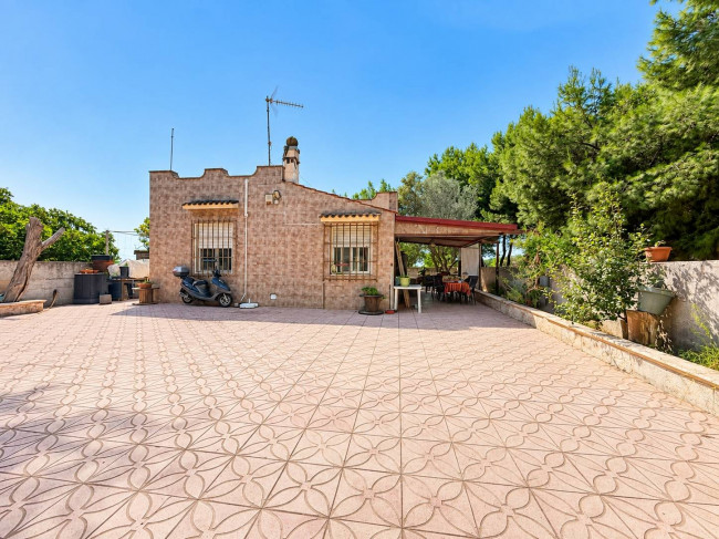 Villa o villino in vendita a Brindisi