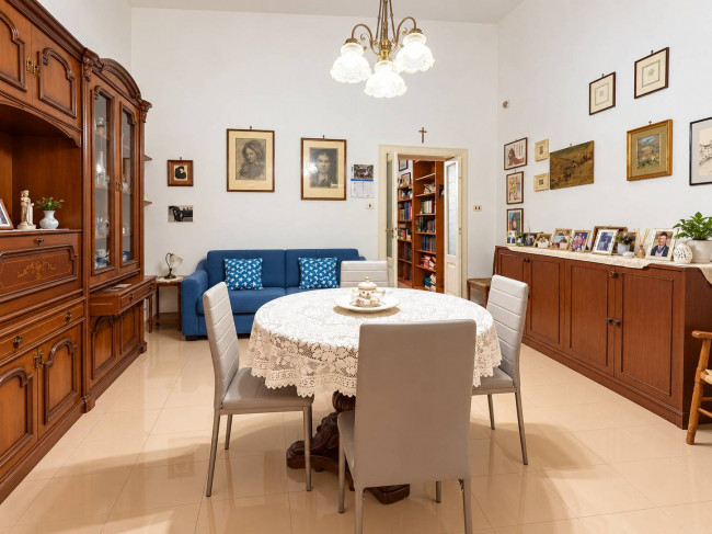 Casa Indipendente in vendita a Brindisi
