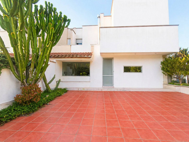 Villa singola in vendita a Brindisi