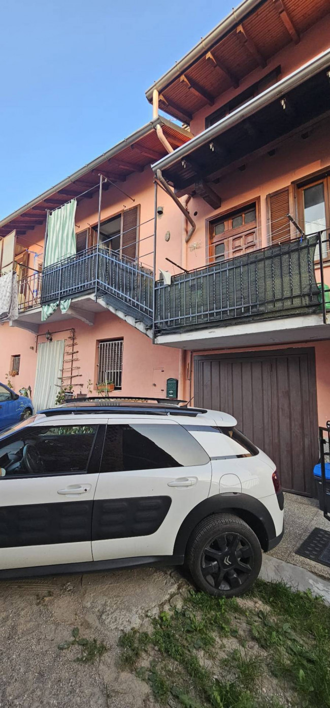 Appartamento in vendita a Sumirago