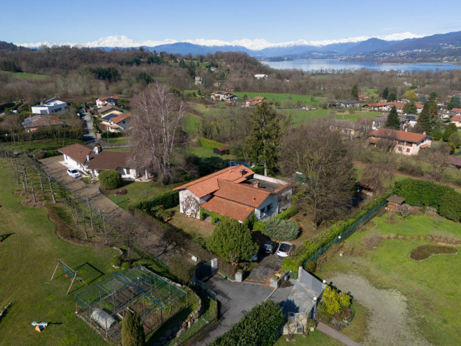 Villa in vendita a Varese