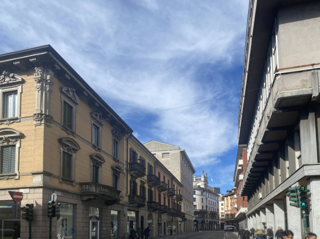 Immobili a reddito in vendita a Varese