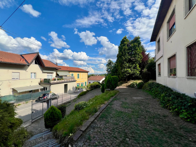 Porzione di Villetta bifamiliare in vendita a Varese