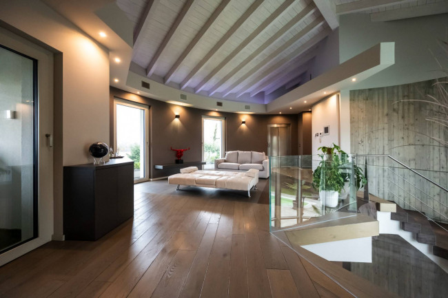 Villa in vendita a Villa Cortese