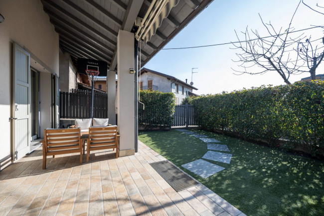 Villette a schiera in vendita a Gavirate