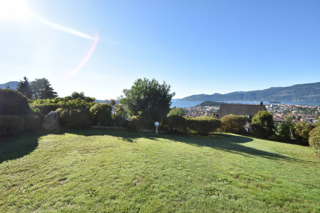 Villette a schiera in vendita a Verbania