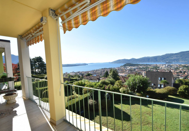 Villette a schiera in vendita a Verbania