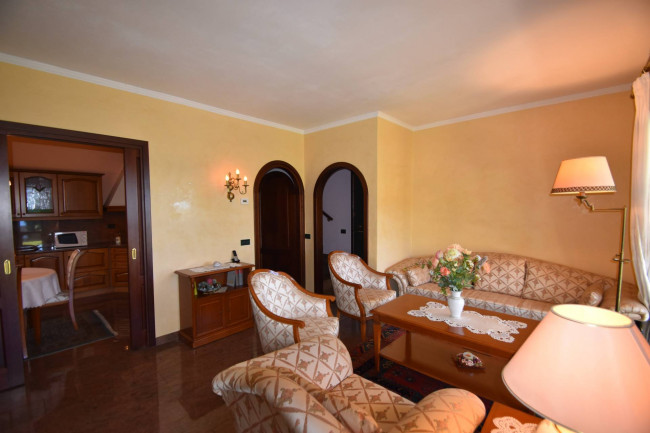 Villette a schiera in vendita a Verbania