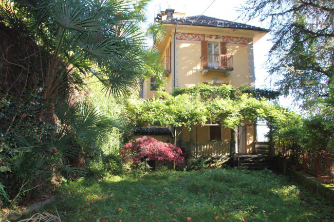 Villa in vendita a Oggebbio