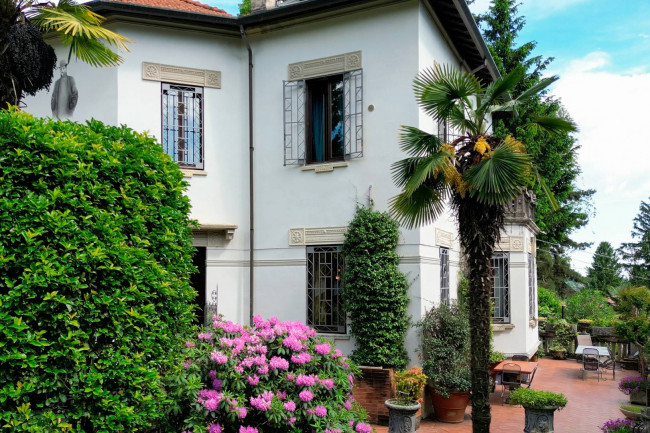 Villa in vendita a Venegono Superiore