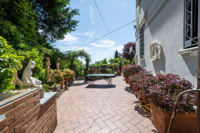 Villa in vendita a Venegono Superiore