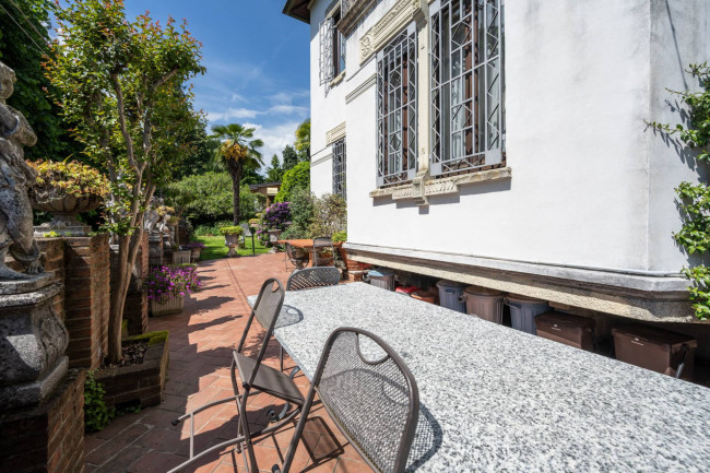 Villa in vendita a Venegono Superiore
