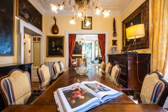 Villa in vendita a Venegono Superiore