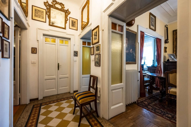 Villa in vendita a Venegono Superiore