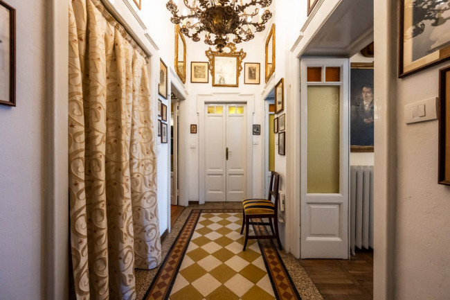 Villa in vendita a Venegono Superiore