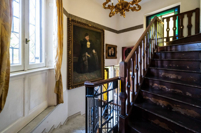 Villa in vendita a Venegono Superiore