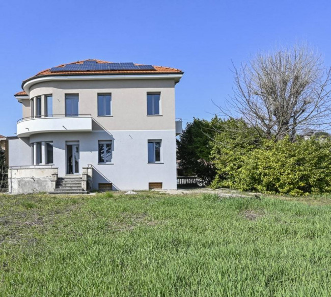 Villa in vendita a Cassano Magnago