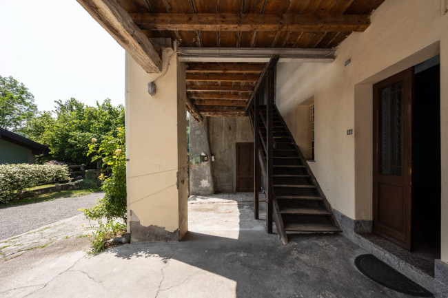 Rustico in vendita a Varese